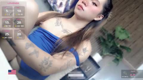 Kelly Smith online show from February 5, 10:31 am