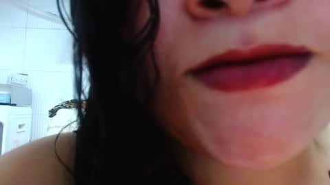 Snapshot of kellyshibary chatting on July 1, 7:57 pm KELLY LUNA online show from July 1, 7:57 pm