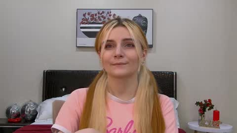 Snapshot of kellystoneys chatting on January 26, 11:39 am Kelly Stoneys online show from January 26, 11:39 am