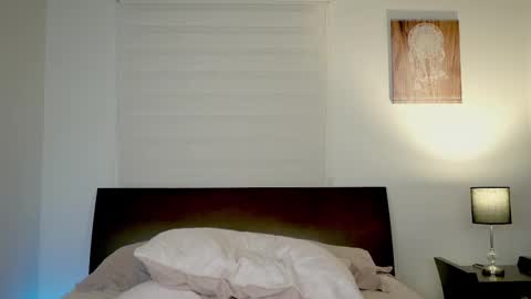 Kelly online show from February 25, 10:07 pm