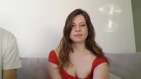 Snapshot of kellyvenous chatting on November 11, 1:33 pm Kelly online show from November 11, 1:33 pm