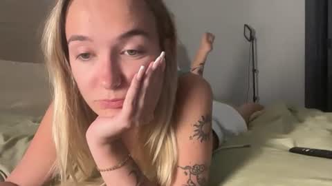 Kelsey Blu online show from June 7, 11:30 pm