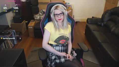 Snapshot of kelseycobalt chatting on December 15, 10:14 pm kelseycobalt online show from December 15, 10:14 pm