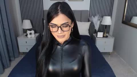 kelsie_silva online show from October 25, 1:24 am
