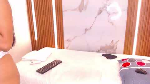 Samanta  online show from March 5, 12:12 pm