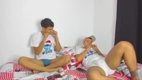 kelvin_hot276 online show from December 2, 3:01 am