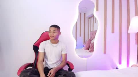 Kelvin online show from April 22, 12:28 pm