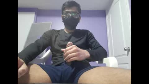 Snapshot of ken771 chatting on May 19, 2:40 am ken771 online show from May 19, 2:40 am