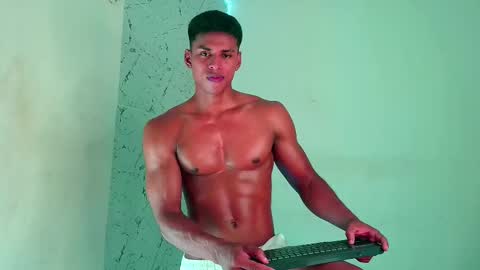 ken__owensx online show from October 1, 5:24 am