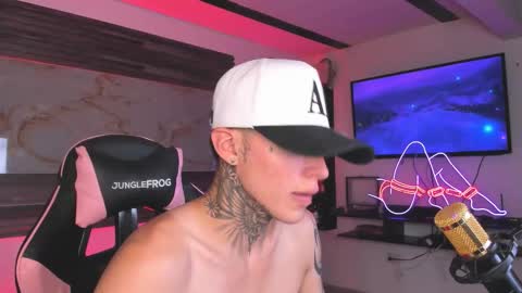 ken_and_bonnie online show from December 19, 4:41 am