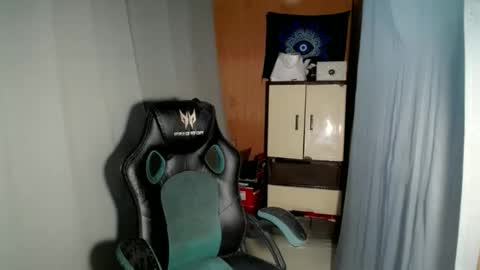 Ken online show from November 11, 6:52 pm