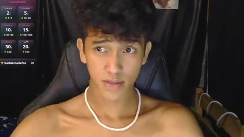 Snapshot of ken_bigcockxx chatting on March 20, 3:17 pm Ken online show from March 20, 3:17 pm