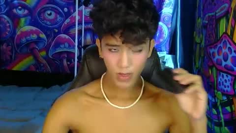 Snapshot of ken_bigcockxx chatting on May 20, 4:46 pm Ken online show from May 20, 4:46 pm