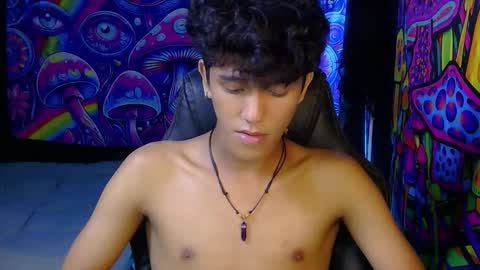 Snapshot of ken_bigcockxx chatting on June 5, 6:57 pm Ken online show from June 5, 6:57 pm