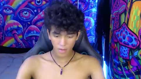Snapshot of ken_bigcockxx chatting on June 6, 7:02 am Ken online show from June 6, 7:02 am