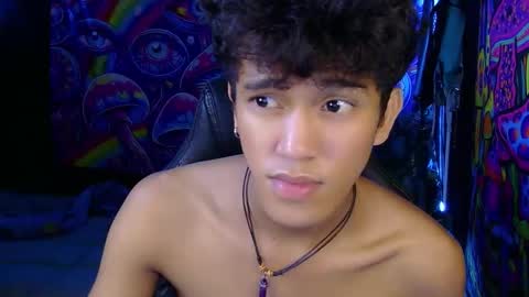 Snapshot of ken_bigcockxx chatting on June 7, 5:16 pm Ken online show from June 7, 5:16 pm