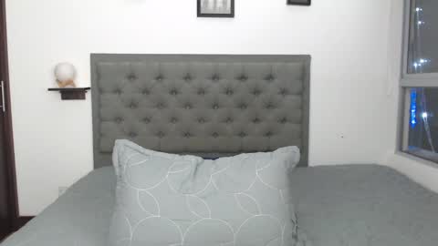 ken_blaker online show from December 3, 7:21 am