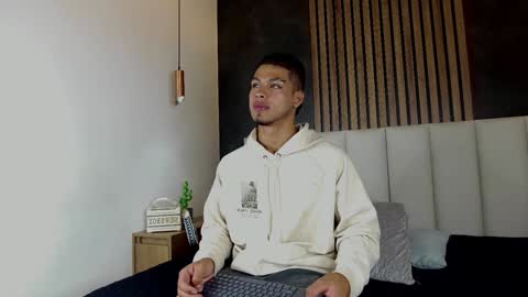   online show from February 3, 2:25 am