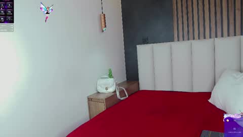   online show from February 10, 8:09 am