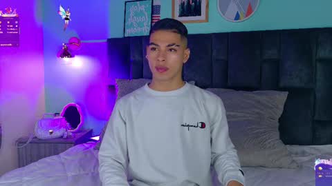   online show from February 23, 11:33 am