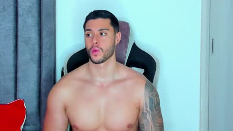 Snapshot of ken_mailik chatting on February 4, 6:14 am ken_mailik online show from February 4, 6:14 am