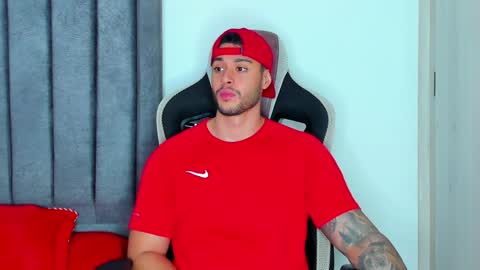 Snapshot of ken_mailik chatting on February 7, 2:29 am ken_mailik online show from February 7, 2:29 am