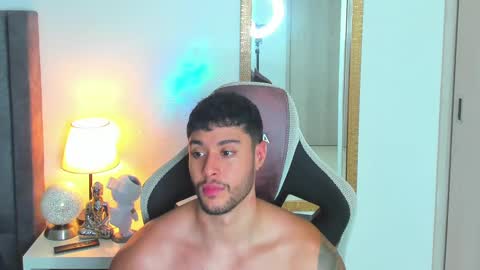 Snapshot of ken_mailik chatting on March 1, 11:47 pm ken_mailik online show from March 1, 11:47 pm