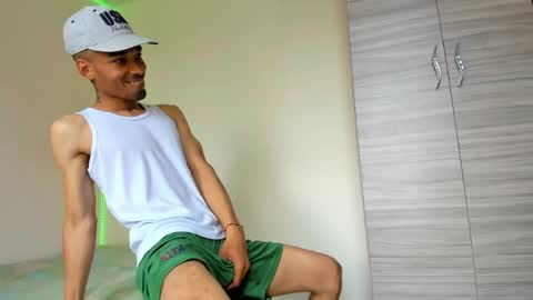 Snapshot of kenan_2601 chatting on June 7, 4:00 pm kenan 2601 online show from June 7, 4:00 pm