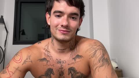 luis carlos esteban online show from October 8, 5:43 pm