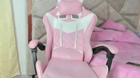 Aleja3 online show from September 17, 9:27 pm