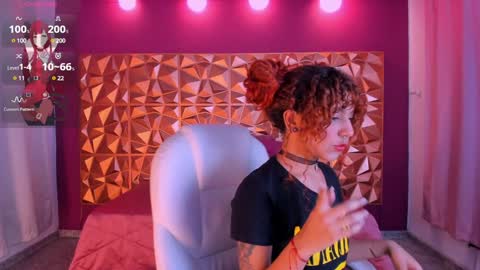 Snapshot of kendall23_ chatting on January 31, 4:14 am Kendall online show from January 31, 4:14 am