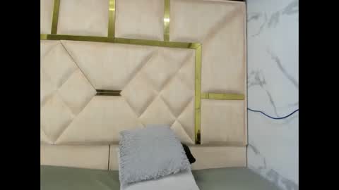 kendall69__ online show from October 14, 2:40 pm