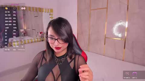 Snapshot of kendalljay_ chatting on October 12, 8:41 pm Kendall online show from October 12, 8:41 pm