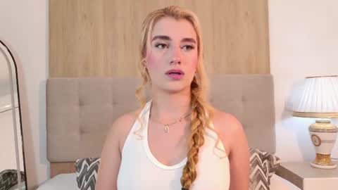 Kendall online show from June 28, 4:18 am