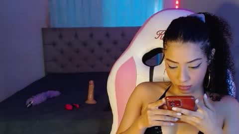  Kendall Rush online show from December 10, 5:44 pm