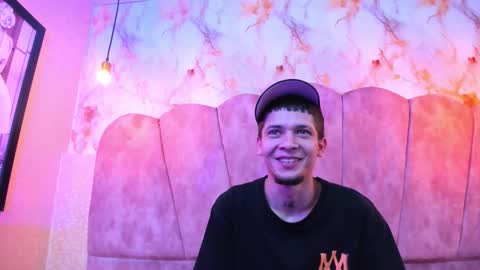 Kendall and Taylor online show from October 15, 12:05 pm