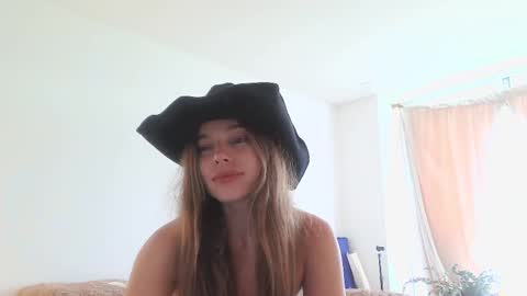 Snapshot of kendalltyler chatting on March 3, 6:55 pm kendall online show from March 3, 6:55 pm