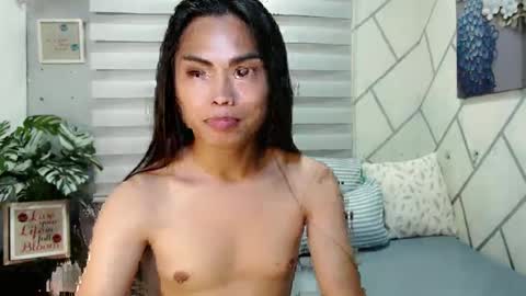 Snapshot of kendallxxx16 chatting on December 8, 5:55 pm Kent online show from December 8, 5:55 pm