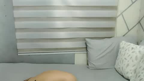 Snapshot of kendallxxx16 chatting on October 6, 10:45 am Kent online show from October 6, 10:45 am