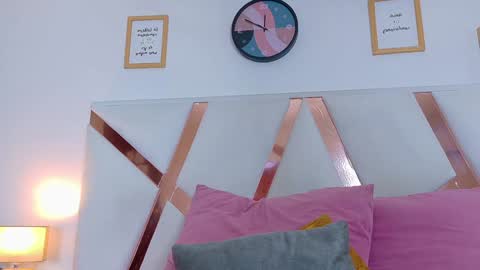   online show from January 28, 5:00 am