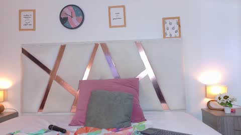   online show from February 13, 10:12 am