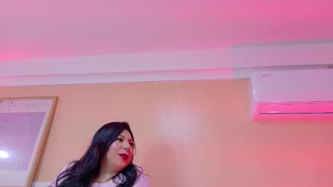   online show from March 5, 9:05 am