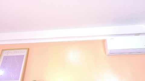   online show from April 10, 9:03 am