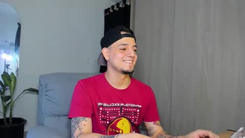 kendel_dimitri online show from March 1, 5:20 am