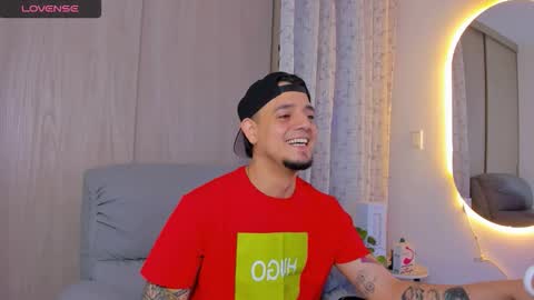 kendel_dimitri online show from November 14, 12:42 am