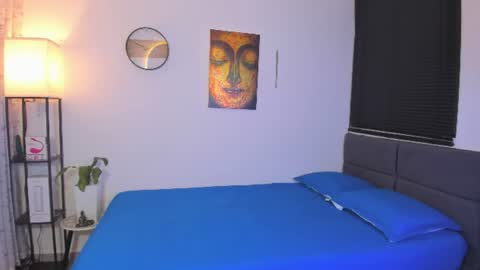 kendel_dimitri online show from July 25, 4:10 am