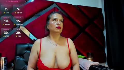 Snapshot of kendra_foxxy_ chatting on November 11, 1:27 am Kendra online show from November 11, 1:27 am