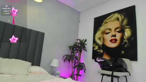 Kendra London online show from April 19, 11:20 am