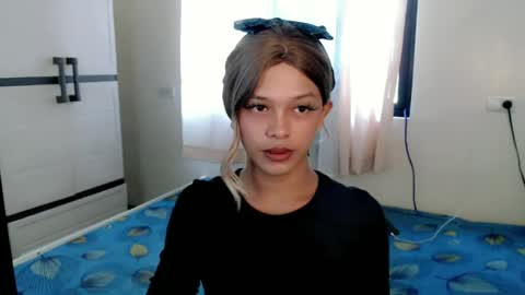 Snapshot of kendra_lunaxx chatting on June 18, 2:12 am kendra_lunaxx online show from June 18, 2:12 am