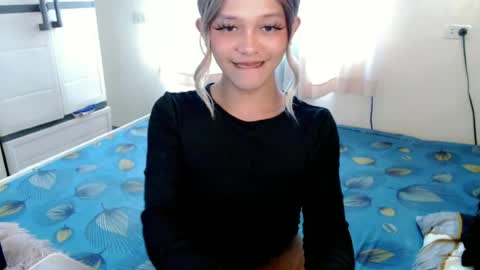 Snapshot of kendra_lunaxx chatting on June 19, 6:40 am kendra_lunaxx online show from June 19, 6:40 am